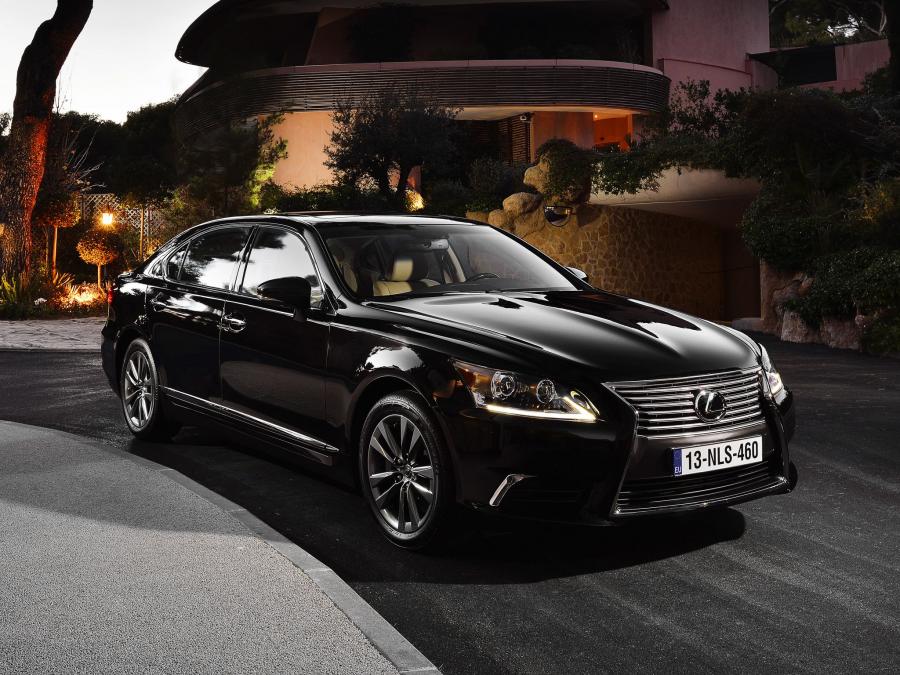  Lexus LS460L 2012 года  (EU) (фото 7 из 12)